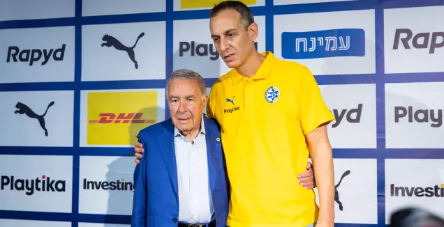 עודד קטש ושמעון מזרחי (איציק בלניצקי)