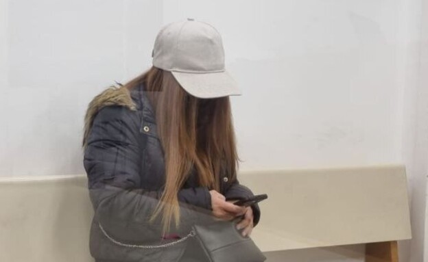 לירז נתן, הסייעת של כרמל מעודה, לפני גזר דינה (צילום: N12)