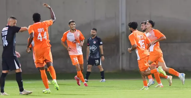 שחקני ראשון לציון חוגגים (חגי מיכאלי)